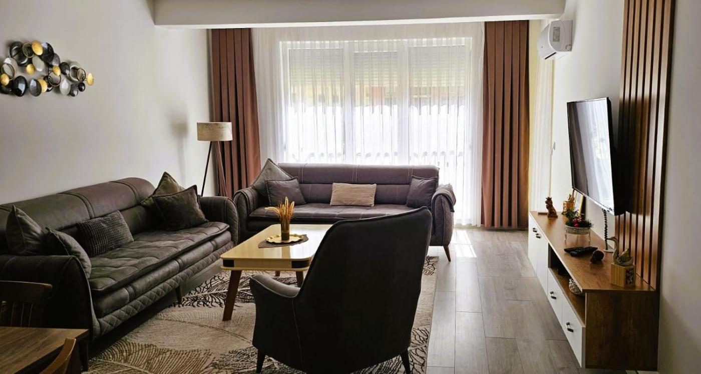 Value Living Apartment Ferizaj Exterior photo